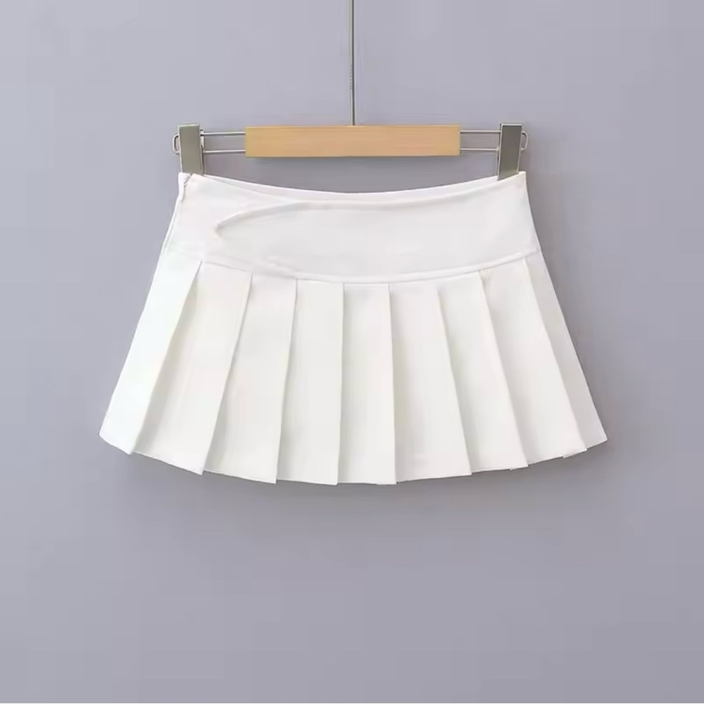 White Pleated Mini Skirt